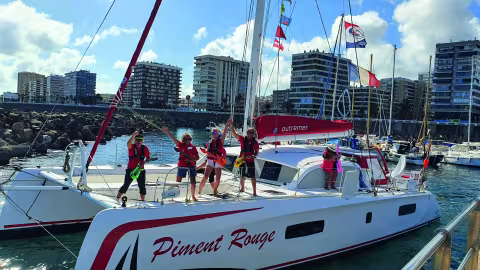A well-motivated crew of 7, a well-prepared catamaran:  On course for a third Atlantic crossing!