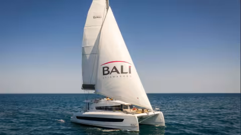 Bali 4.2 catamaran - Teaser essai en mer - Multicoques Mag