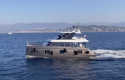 60 SUNREEF POWER Catamaran - First Sea Trials Teaser - Multihulls World