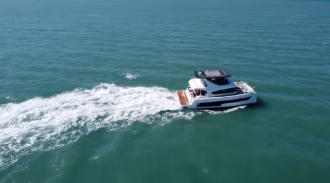 Aventura 50 MY powercat catamaran - Teaser essai en mer - Multicoques Mag