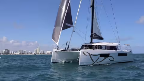 Nautitech 44 Open Catamaran - Teaser essai sous voile - Multicoques Mag