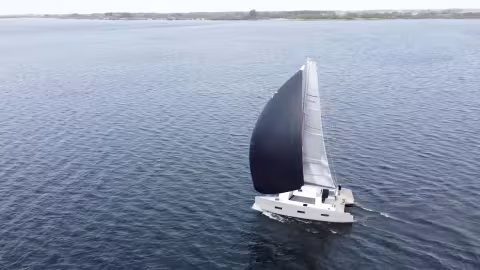 Vaan R4 catamaran - Teaser essai en mer - Multicoques Mag
