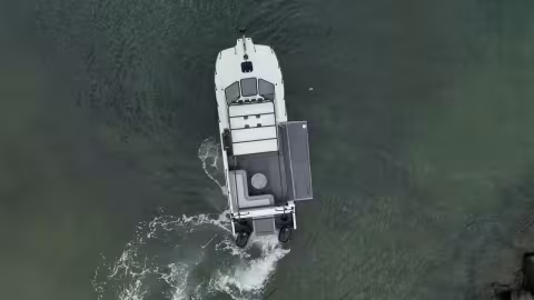Cheetah 690-720 powercat - Teaser essai en mer - Multicoques Mag