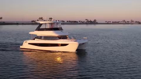 Aquila 42 Yacht catamaran à moteur - Teaser essai en mer - Multicoques Mag