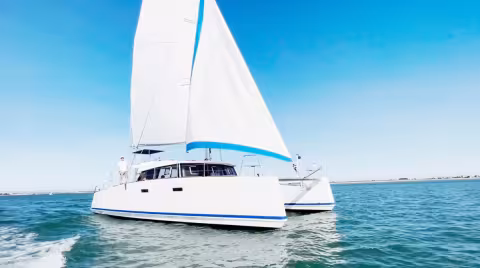 Punch 1370 catamaran - Teaser essai en mer - Multicoques Mag