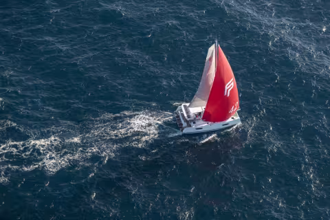 Astrea 42 Smart Electric catamaran | Teaser essai en mer | Multicoques Mag