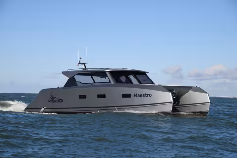 Sunmare 50 Powercat | Teaser essai en mer | Multicoques Mag