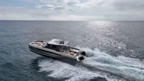 YOT 41 Powercat | Teaser essai en mer | Multicoques Mag