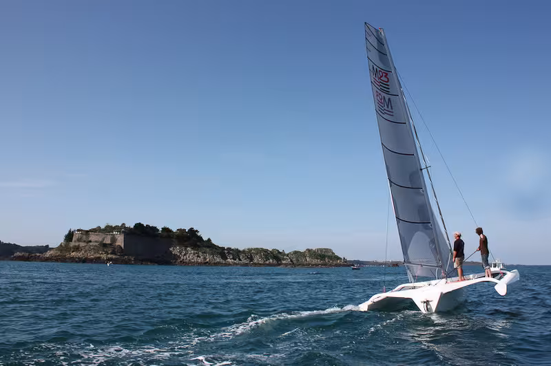 trimaran dayboat multi 23