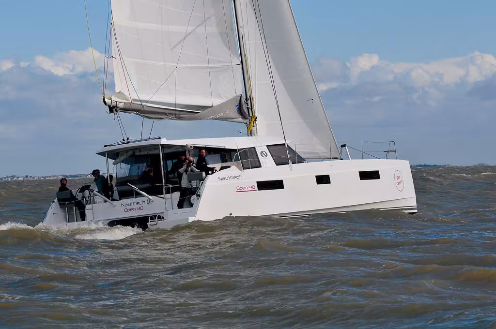 En deux jours et plus de 60 milles parcourus dans des conditions soutenues, l'Open 40 a montré tout son potentiel