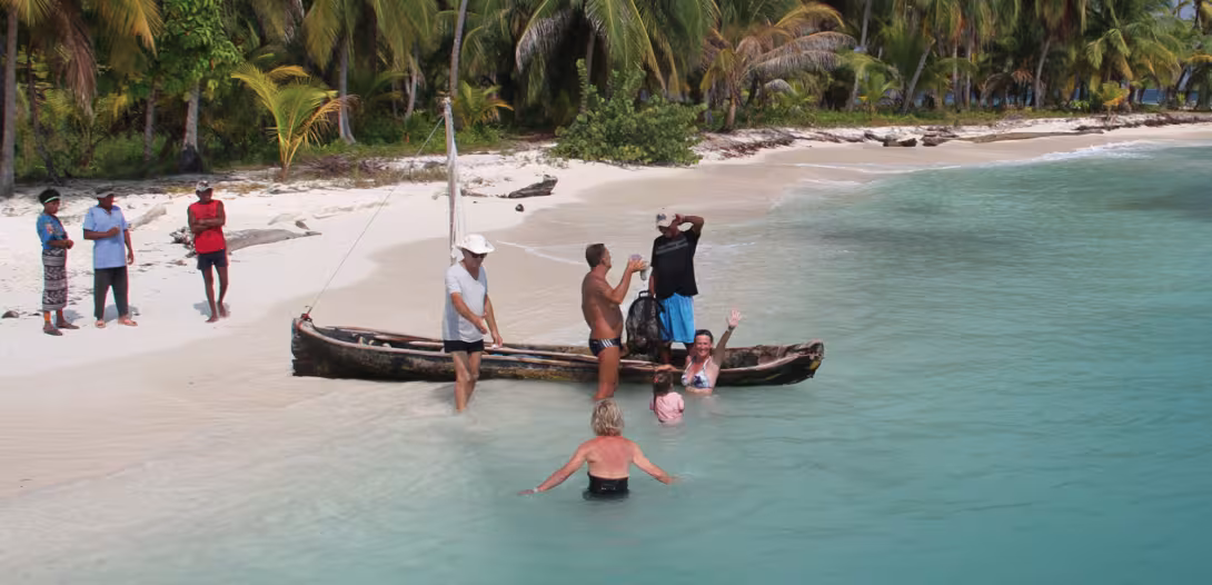 The San Blas, a little cruising paradise...which has to be earned when you arrive from Guatemala.