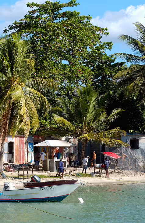 A chaque mouillage, une nouvelle ambiance.