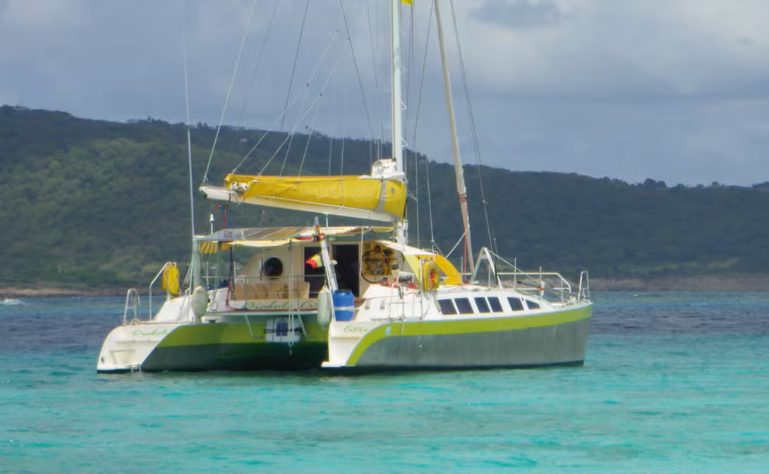 For a reasonable budget, there are plenty of interesting boats on the market, like this Cat Flotteur 41 at €130,000.   