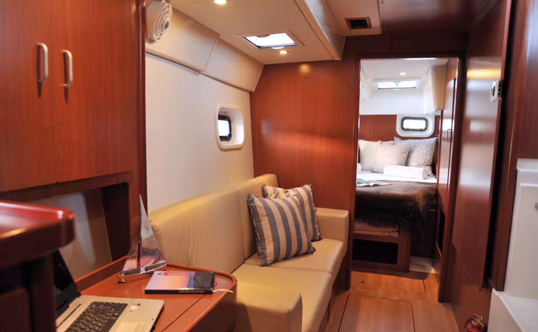 On trouve des version 3 ou 4 cabines, et deux couleurs d'aménagement selon les millésimes.