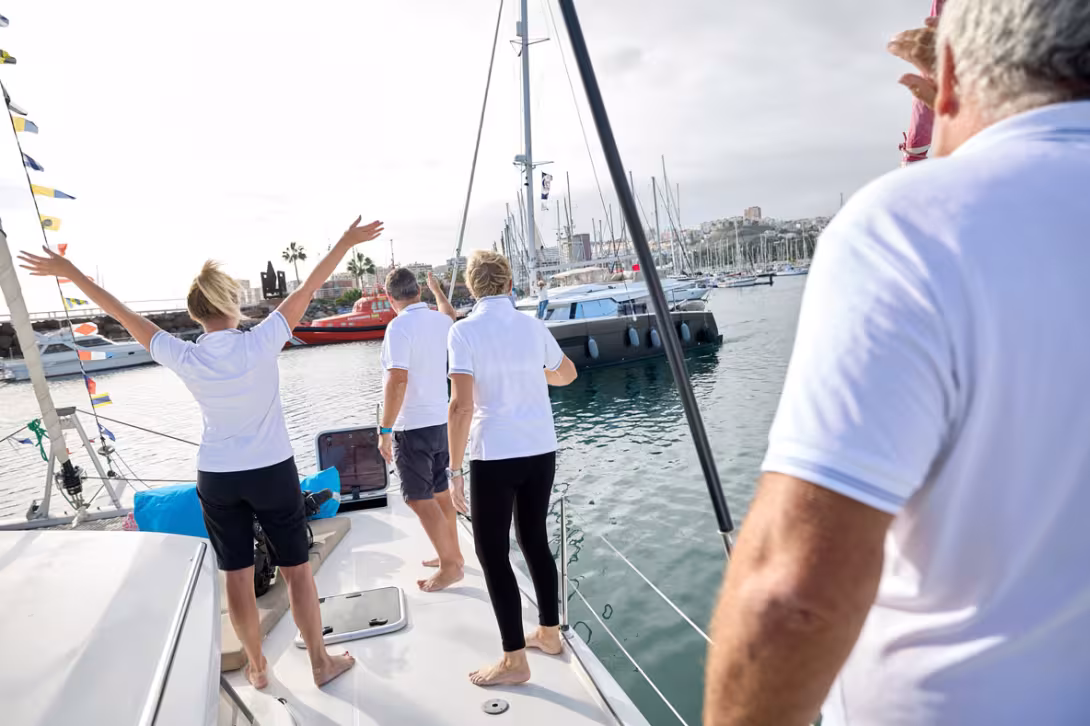 Peter and Desi Silk - Stéphane and Catherine Rey: a French-Australian crew on board Solis, a Helia 44. ©ARC