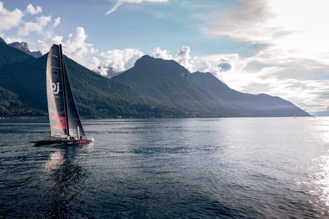 Le D35 Double You Team accusait un retard de plus de 40 minutes à mi-parcours… il n’a pas eu besoin de foils pour se refaire, bien au contraire !