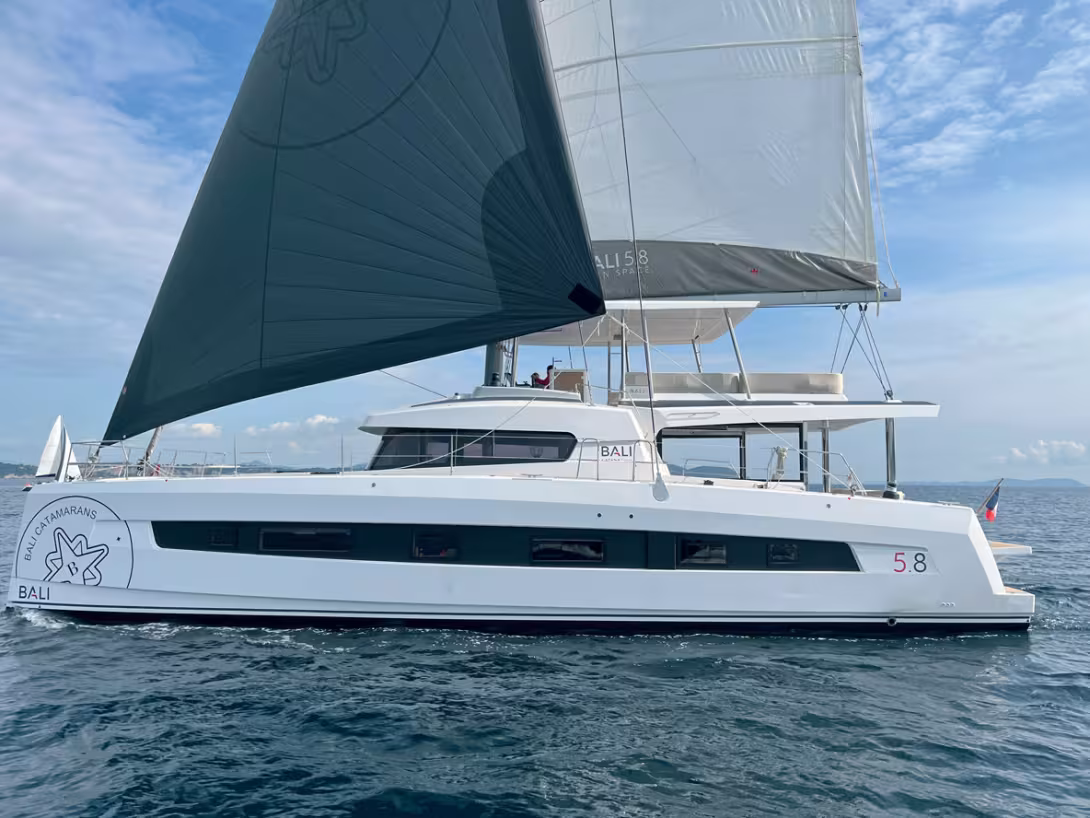 Le cockpit arrière transformé en salon open-space, c’est le concept à l’origine de la marque Bali, fondée par Olivier Poncin en 2014.