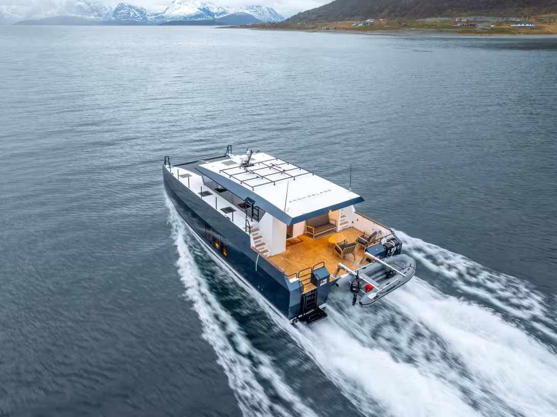 Archipelago offre une prestation de charter haut de gamme au cœur des fjords norvégiens.